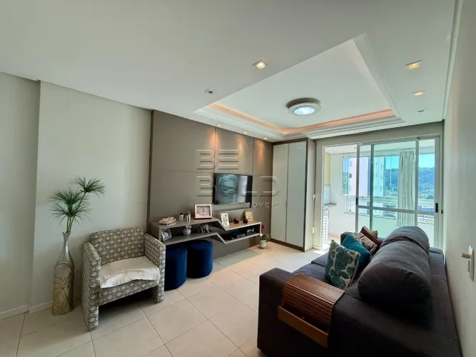 Apartamento 3 dormitórios no Kobrasol