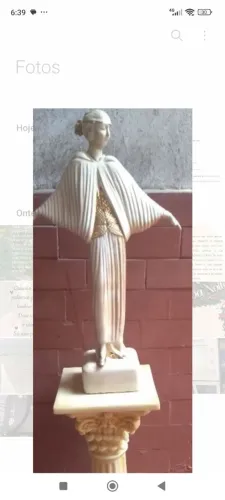 Pedestal acrílico estátua mulher porcelana