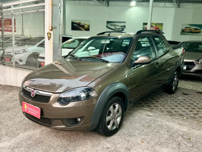 Fiat Strada Trekking 1.6 16V Locker Flex CD 2015