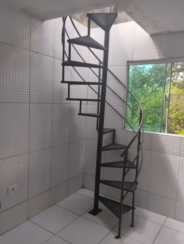 ESCADAS DE FERRO GALVANIZADAS 