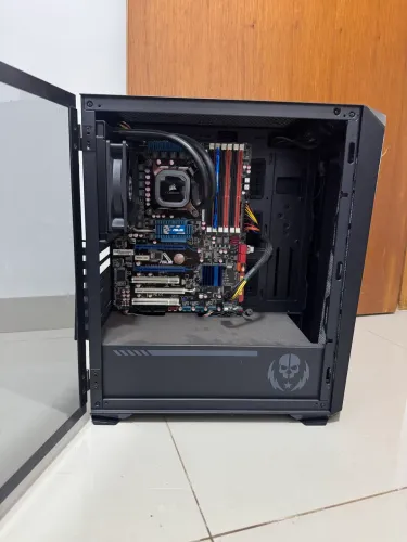 Computador com I7 920, 8g ddr3, water cooler