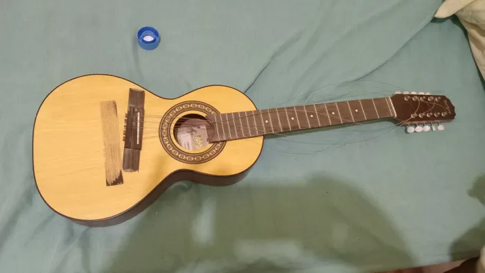 VENDO VIOLA CAIPIRA ROZINI NOVA MAS COM AVARIA