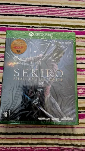 SEKIRO STEELBOOK LACRADO XBOX ONE
