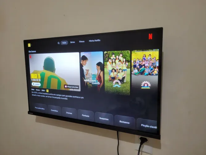 Tv 32 polegadas nova 