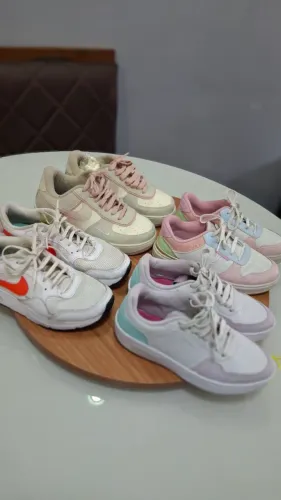Combo tenis numero 33 e 34