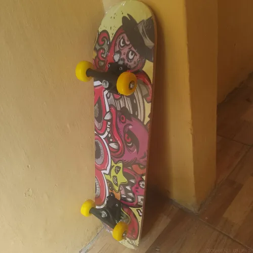 Skate Infantil Novo no Plástico até 80kg Madeira Maple