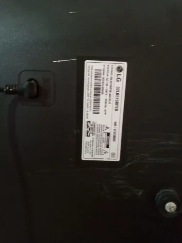 Tv lg 32 para retirada de peças 