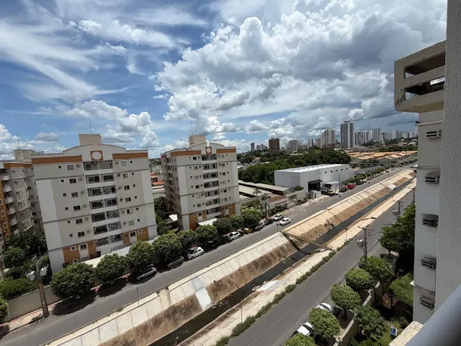 APARTAMENTO COM 2 QUARTOS, MOBILIADO NO PORTO. PIAZZA D NAPOLIS