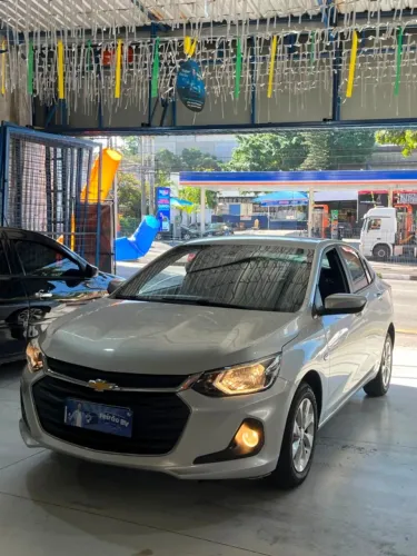 Chevrolet Onix Plus LTZ 1.0 12V TB Flex Aut. 4P 2020
