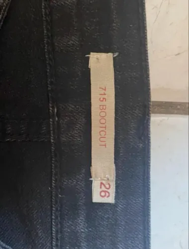 Calça levis preta 715 bootcut feminina