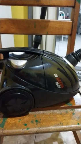 Vendo um aspirador de pó marca Candece Power Nexus funcionando perfeitamente.