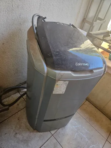 Tanquinho/máquina De Lavar 16kg<br><br>Semi-auto Colormaq 15kg
