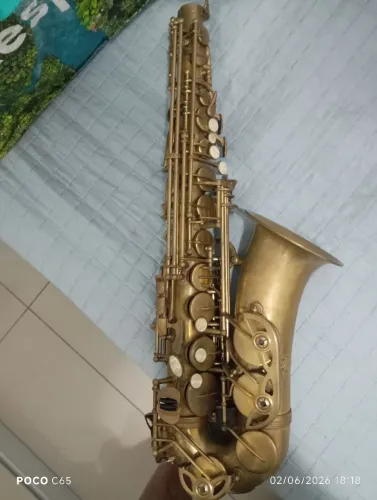 *Sax alto wasm 35 D1406001920/ troco por um bom  baixo jazz bass* 