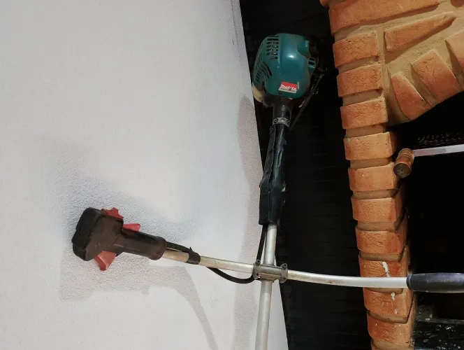 Roçadeira Makita 