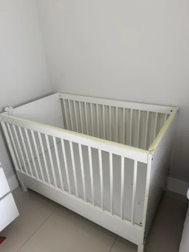 Berço Cozy Branco MDF + colchão ortobom D18 (pre montado já para você levar)