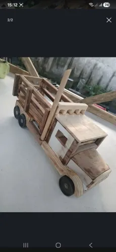 Carrinho feito a mão