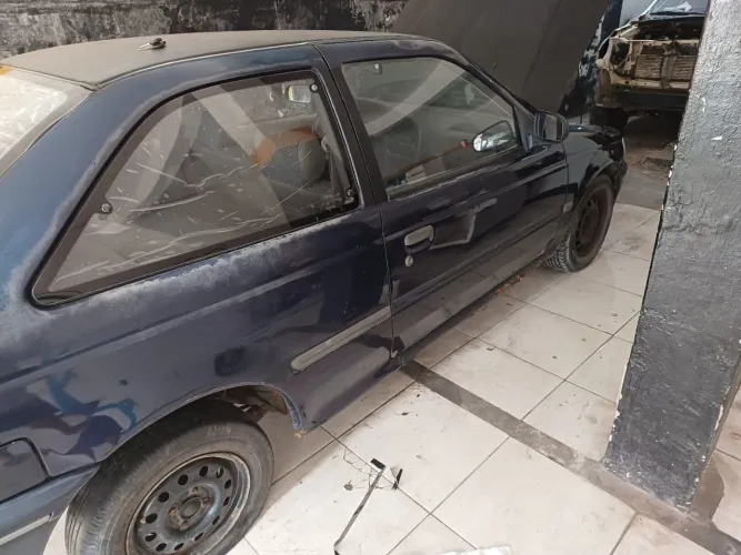 Volkswagen Logus 1.6 / CLI / CL/ GL (álcool) 1995