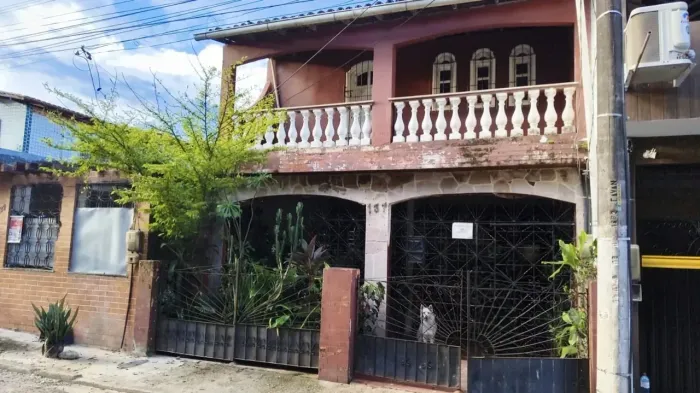Imóvel para venda tem 160 metros quadrados com 4 quartos em Marco - Belém - PA