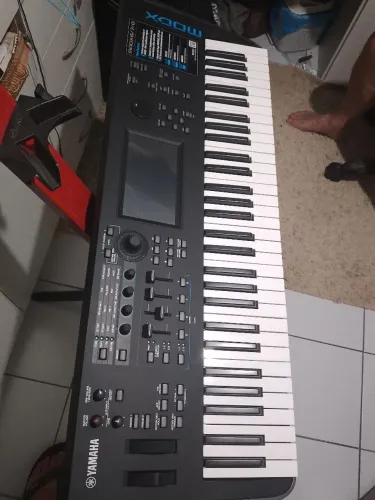 SINTETIZADOR YAMAHA MODX 6/7/8