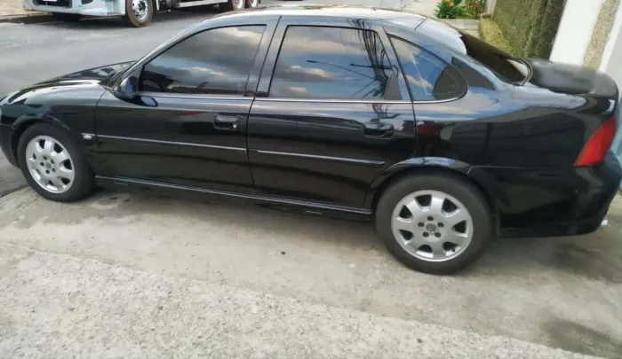 Chevrolet Vectra CD 2.2 16V / 2.0 16V Mec./aut. 2003