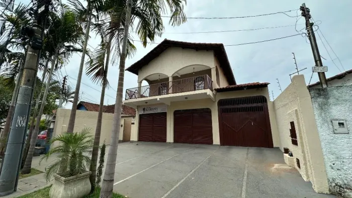 Sobrado à venda, 414 m² por R$ 1.350.000,00 - Setor Leste Vila Nova - Goiânia/GO