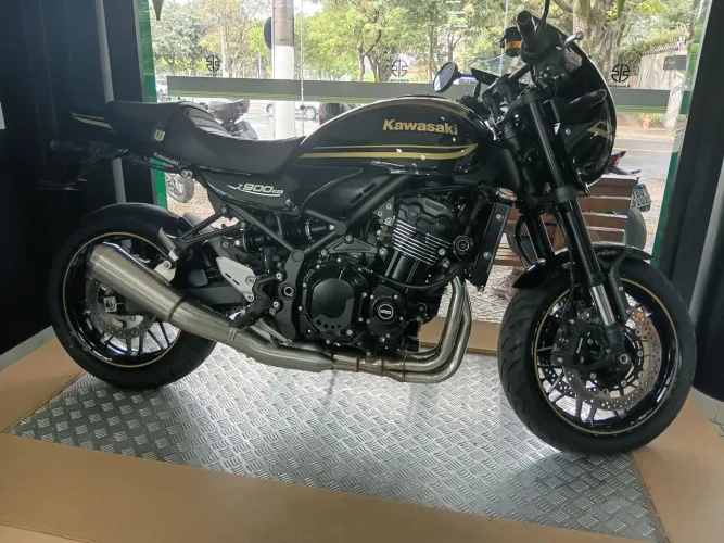Kawasaki Z-900RS Café 2024