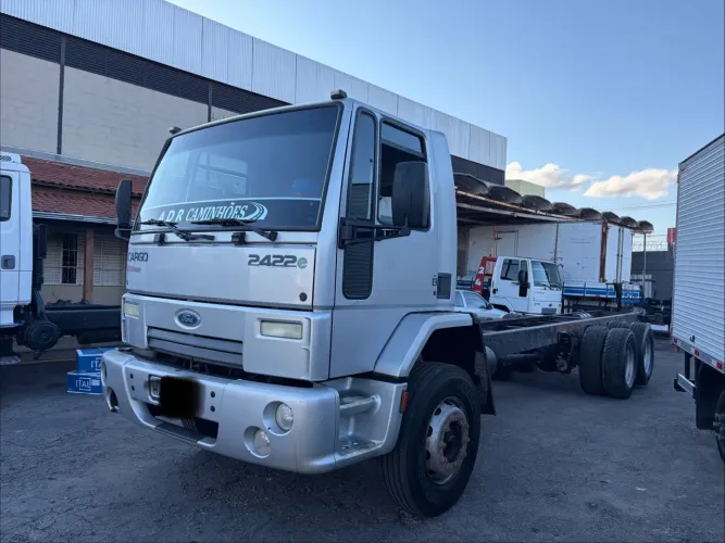 FORD CARGO 2422 2010 ÚNICO DONO