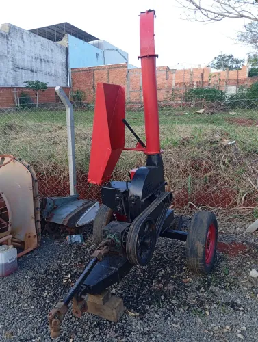 Picadeira ensiladeira para trator 