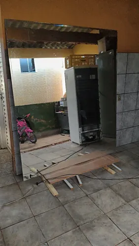 Vendo espelho, 2,00 metros por 1,50 