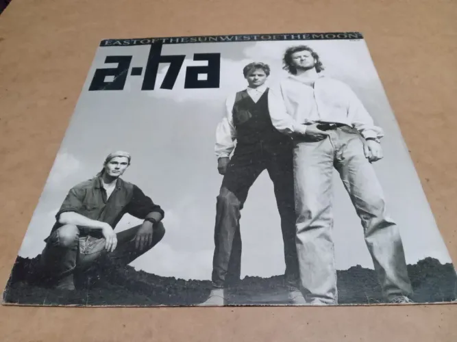Lp A-ha East of the sun west of the moon