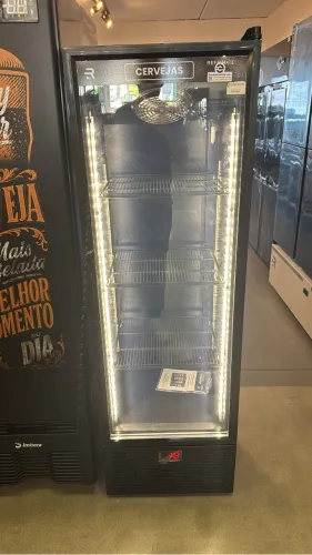 Cervejeira 250 litros porta vidro 6 negativos nova 