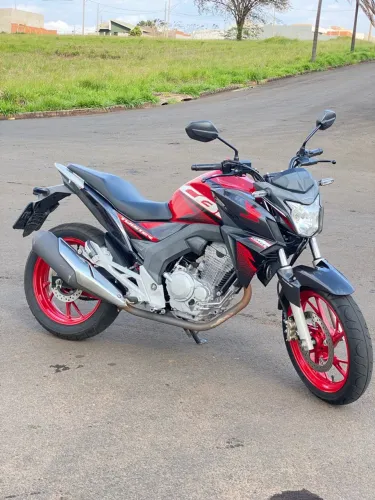 Honda CB 250 Twister 2020