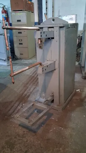 Máquina de Solda Ponto de 30 KVA