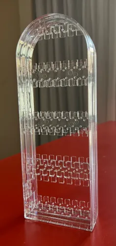 Porta joias em acrílico - Novo