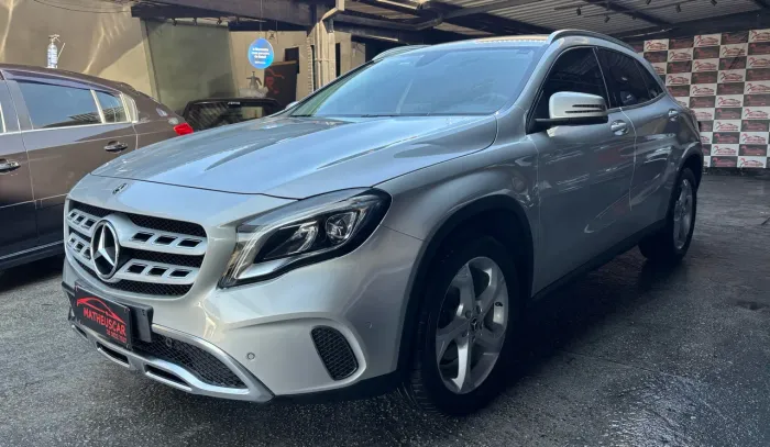 Mercedes-Benz GLA 200 Adv. 1.6/1.6 TB 16V Flex Aut. 2018