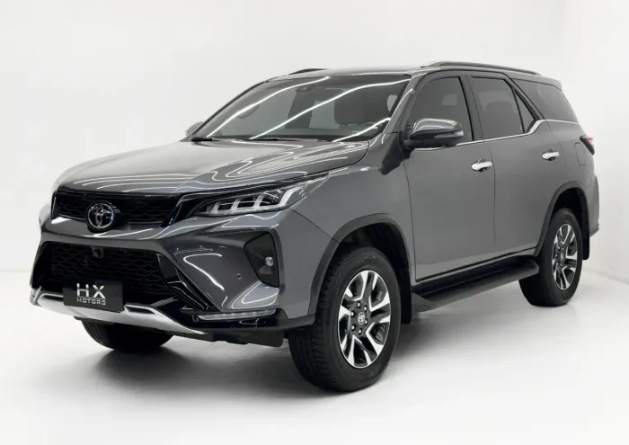 Toyota Hilux SW4 SRX Diamo. 4X4 2.8 TB DIE AUT 2024