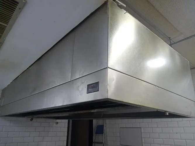 Coifa medida 3,00x 125 toda em inox, sistema autolimpante