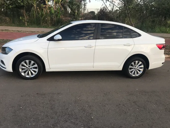 Volkswagen Virtus 1.6 MSI Flex 16V 5P Mec. 2020