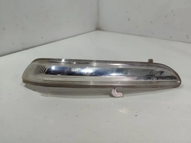 Pisca Seta Do Retrovisor Lado Esq Peugeot 208 2008 2013/2018