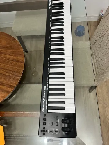 Controlador MIDI M-Audio Keystation 61 MK3 - 61 teclas