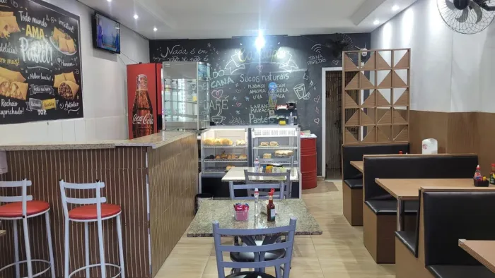 Vendo essa pastelaria no centro 60mil
