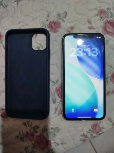 Vendo iPhone 11,bem conservado.