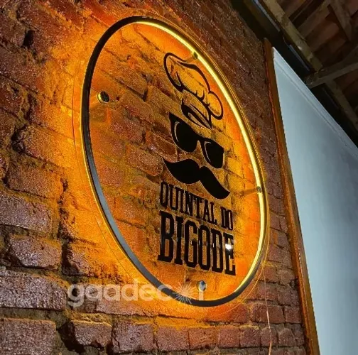 Logo Letreiro 70x70 Personalizado canto do bigode - Led