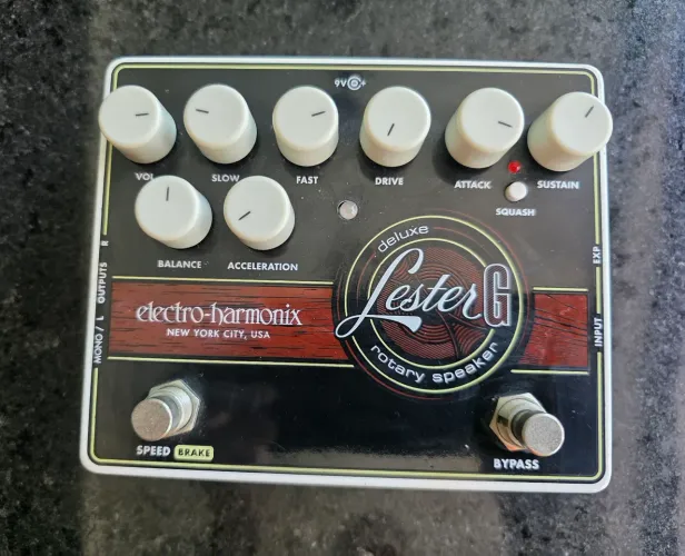 Electro Harmonix Lester G