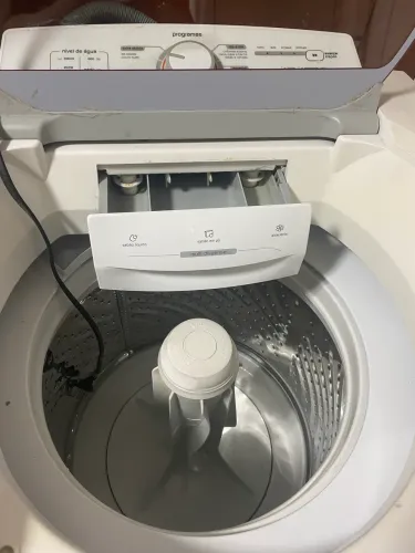 Vendo maquina lavar Brastemp 11k .centrifugando faz barulho na correia, mas funciona bem