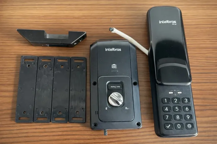 Fechadura Digital FR 10 Intelbras