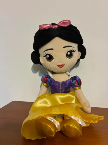 Branca de Neve Pelúcia