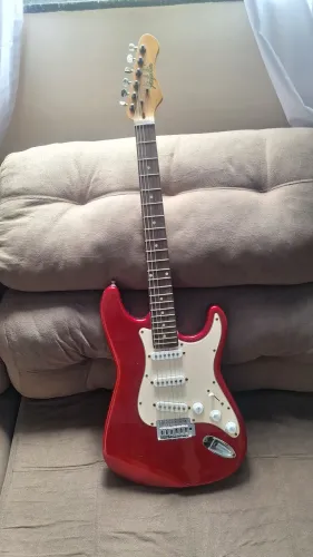 Guitarra Dolphin ST Stratocaster Vermelha