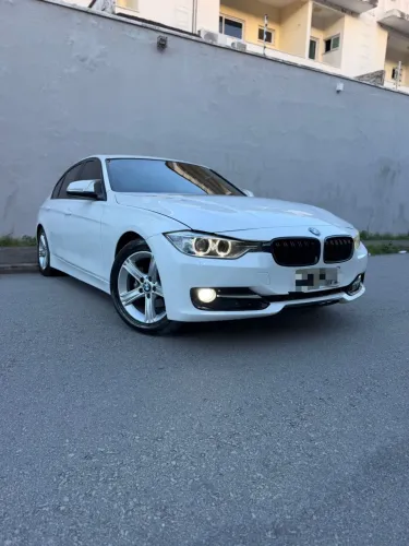 BMW 320I A 2.0 Turbo/activeflex 16V 184cv 4P 2013