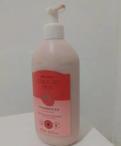 loção hidratante o boticário cuide-se bem de framboesa com 400ml